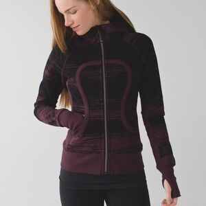 Lululemon Athletica Black and Dark Purple Scuba Size 8